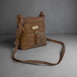 Nine West Crossbody Tan Faux Leather Buckle Bag Clean Minimalist Style